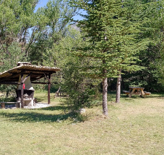 Camping Villard proche du Verdon Allos Alpes